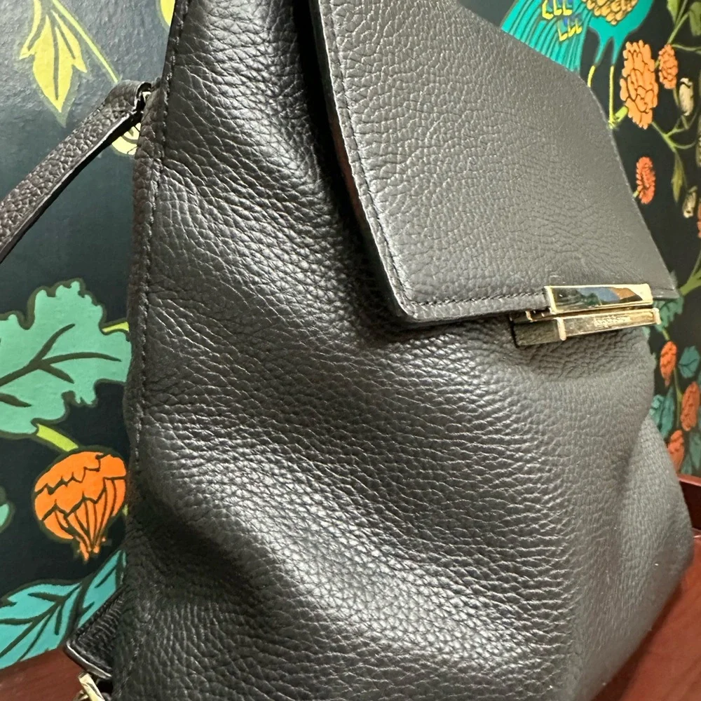 Kate Spade Black Backpack Sleek Design